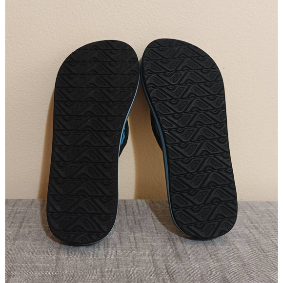 New REEF Boys 4/5 Bolt Up Supportive Flip Flops - Picture 6 of 9